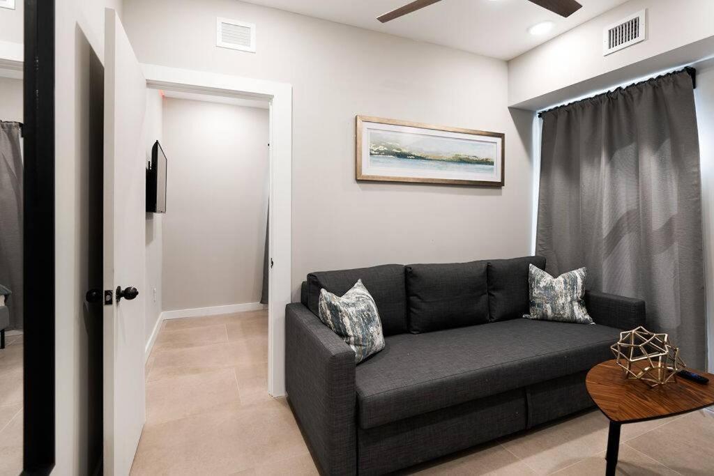 Elegant Miami Apartment East Little Havana / Free Parking Экстерьер фото