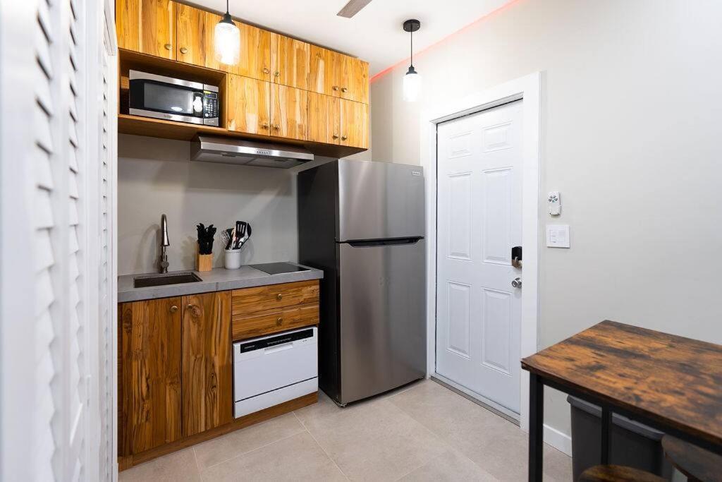 Elegant Miami Apartment East Little Havana / Free Parking Экстерьер фото